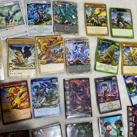 Lot of Bakugan Trading Cards - Picture 5 of 5
